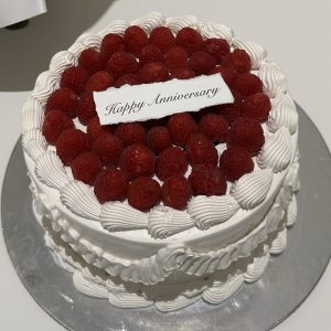 Happy Anniversary cake