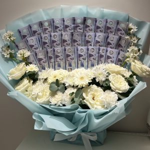 Blue money bouquet